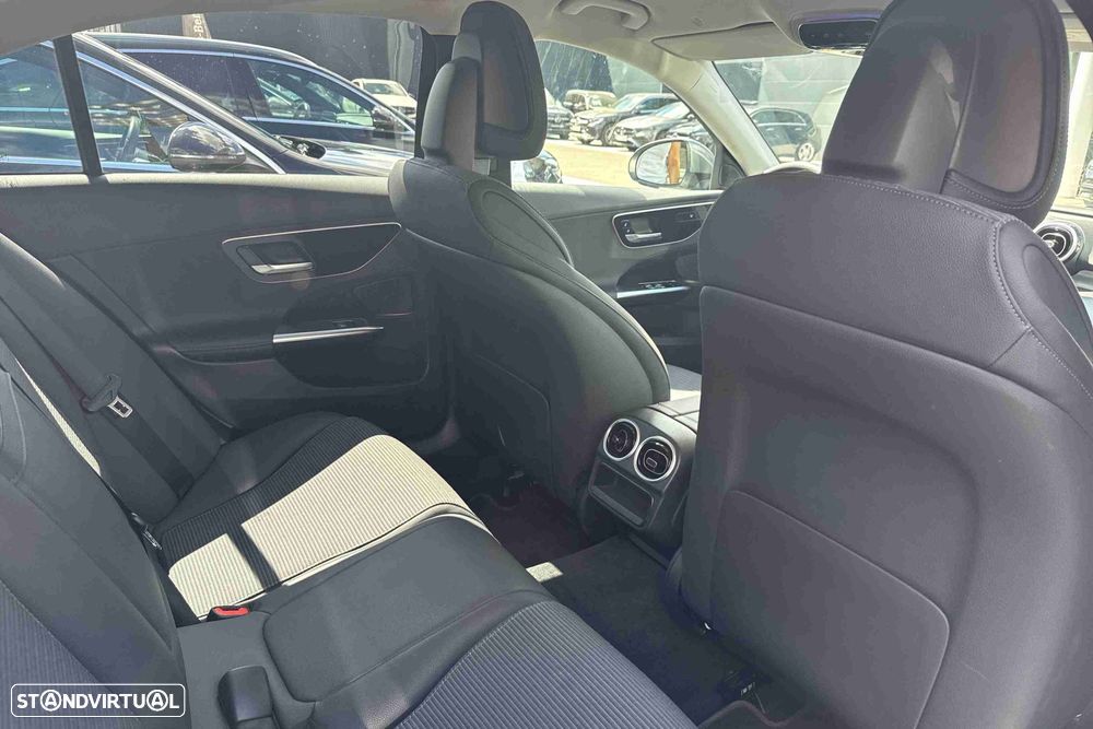 Mercedes-Benz C 300 de - 19