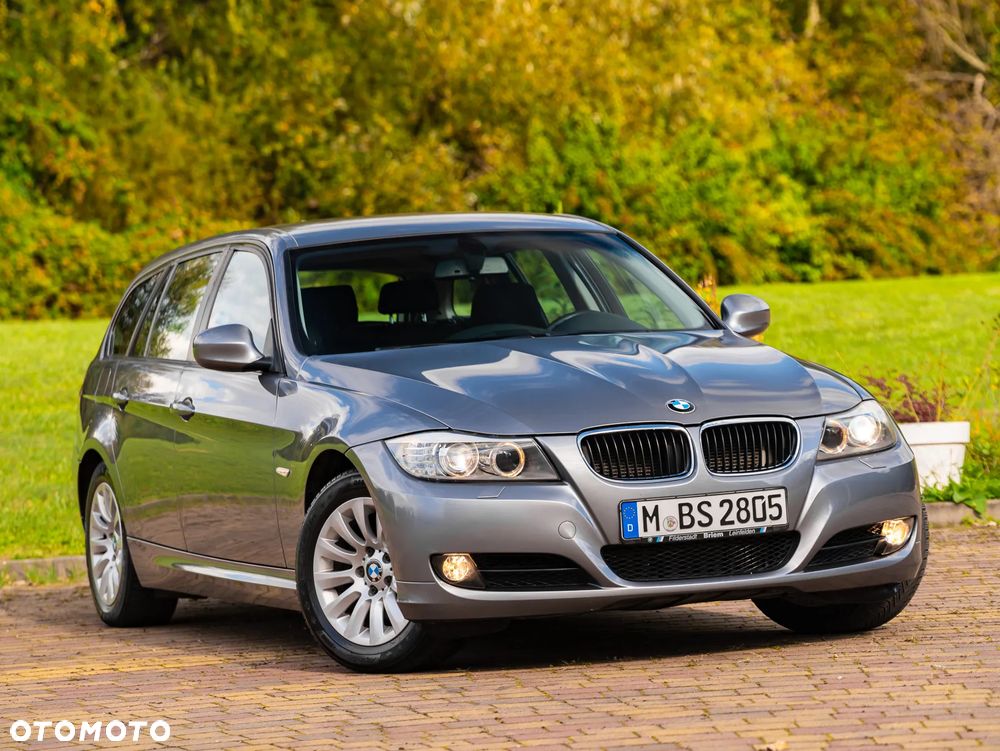 BMW Seria 3 318d DPF Touring - 5