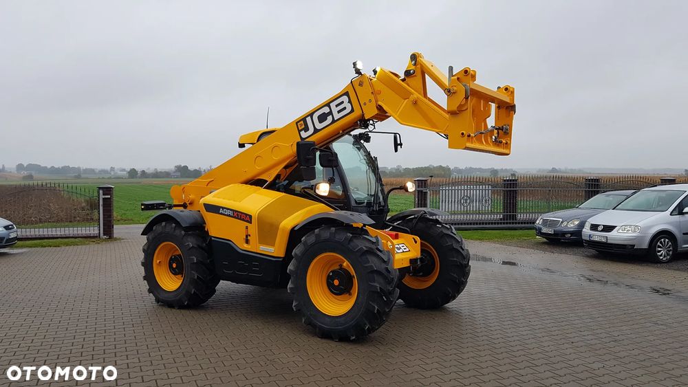 JCB 542-70 Agri Xtra 2021R - 26