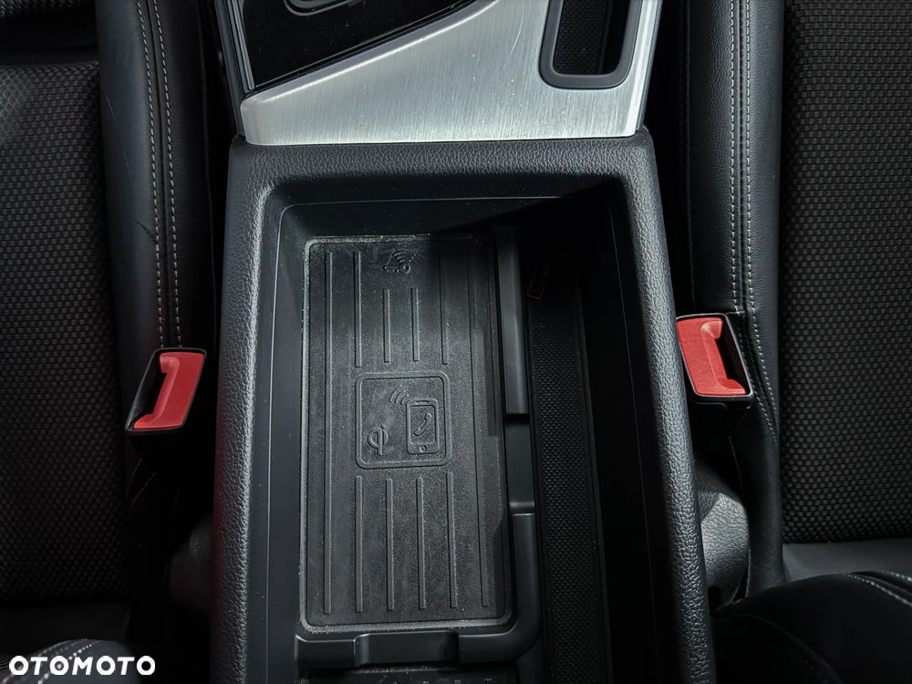 Audi A4 Avant 40 TDI quattro S tronic S line - 26