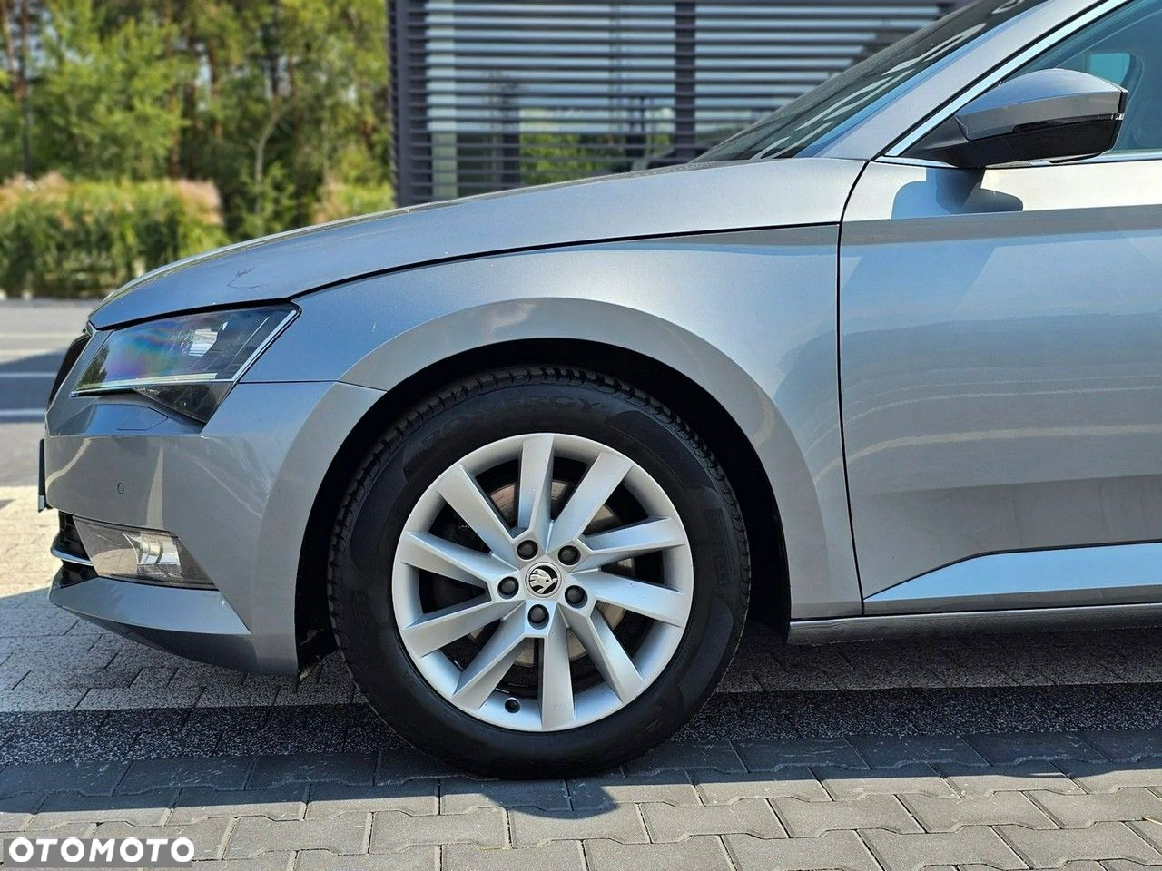 Skoda Superb 2.0 TDI SCR Style - 12