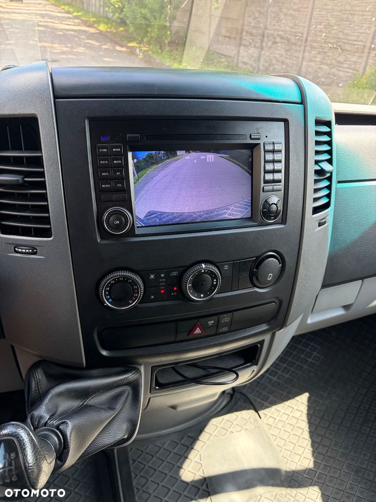 Mercedes-Benz Sprinter - 6