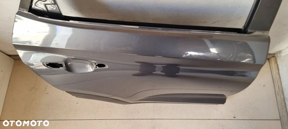 Drzwi tylne prawe HYUNDAI TUCSON 3 III - 4