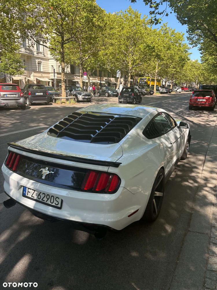 Ford Mustang 3.7 V6 - 4