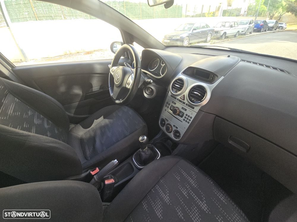 Opel Corsa 1.3 CDTI Enjoy EcoFLEX - 22