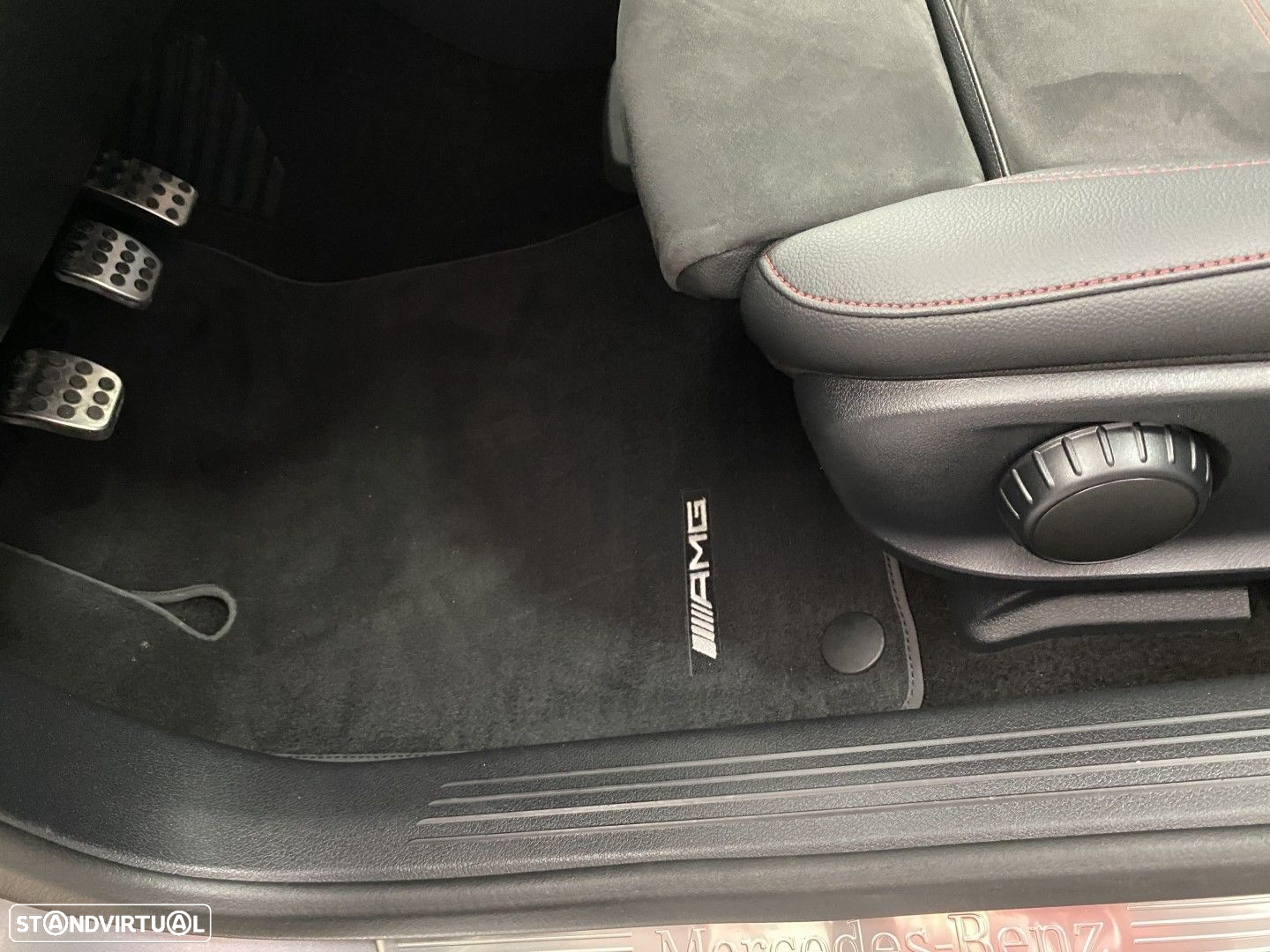 Mercedes-Benz A 180 d AMG Line - 14