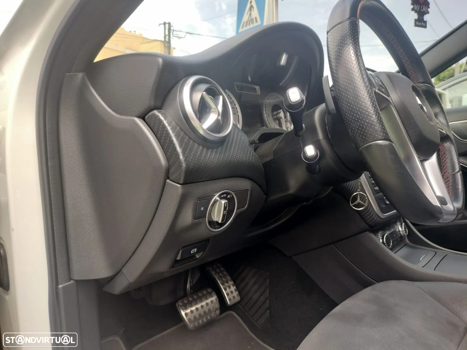 Mercedes-Benz A 180 CDi BE AMG Sport Aut. - 25