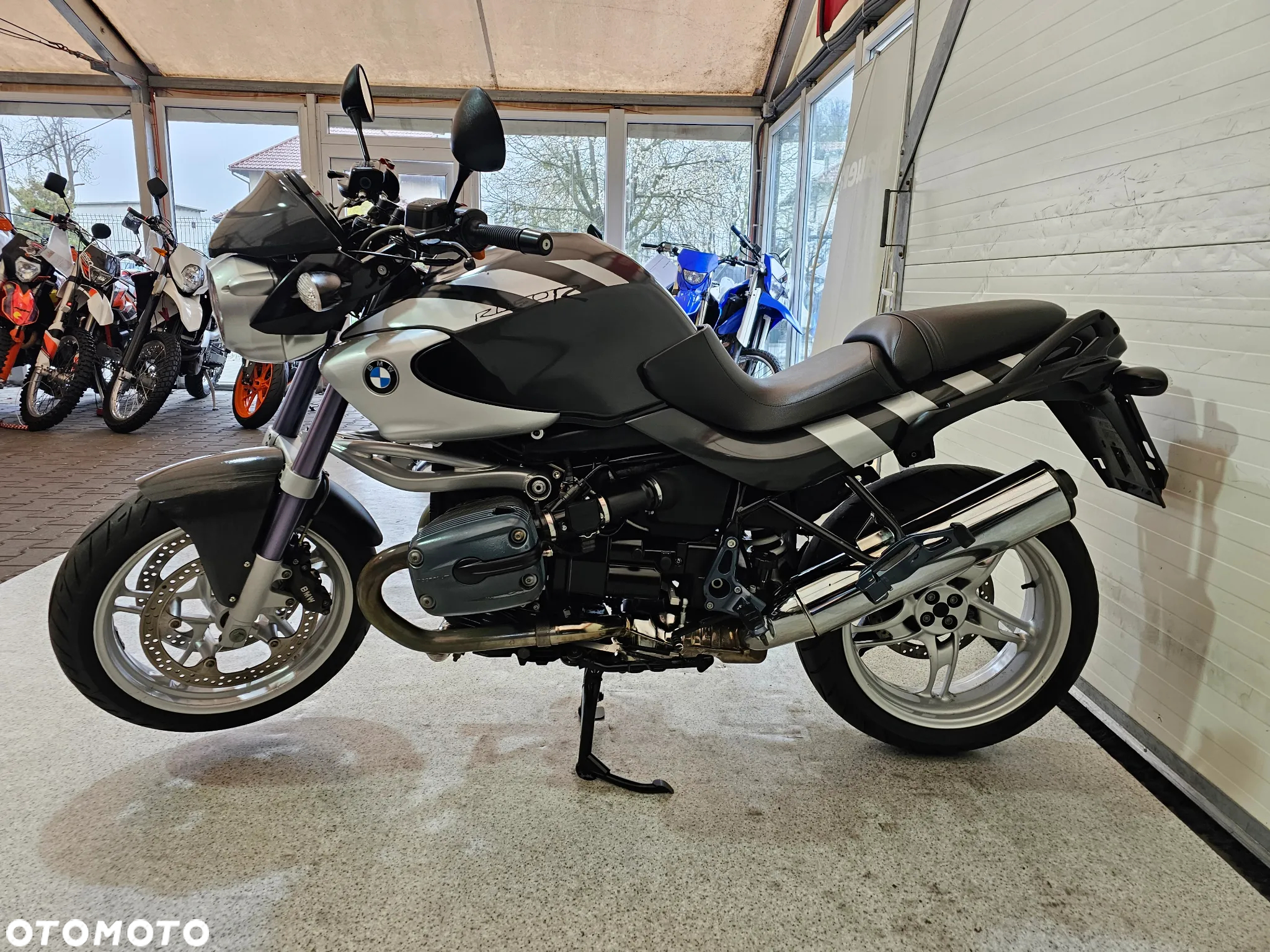 BMW R - 9