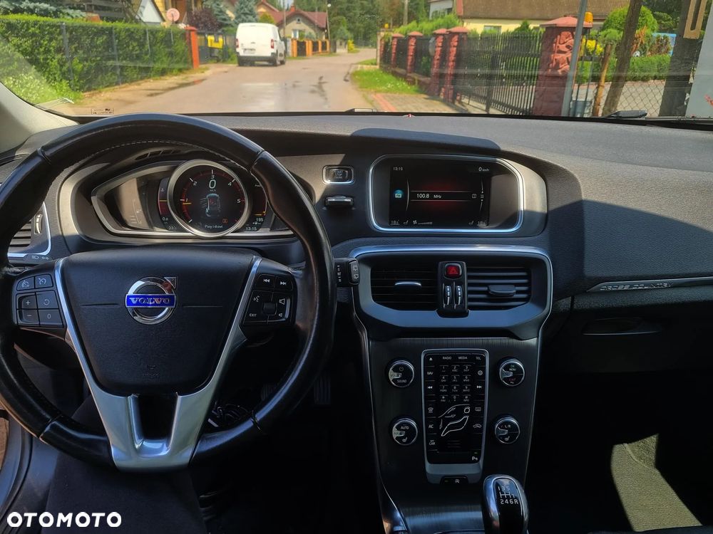 Volvo V40 D3 - 15