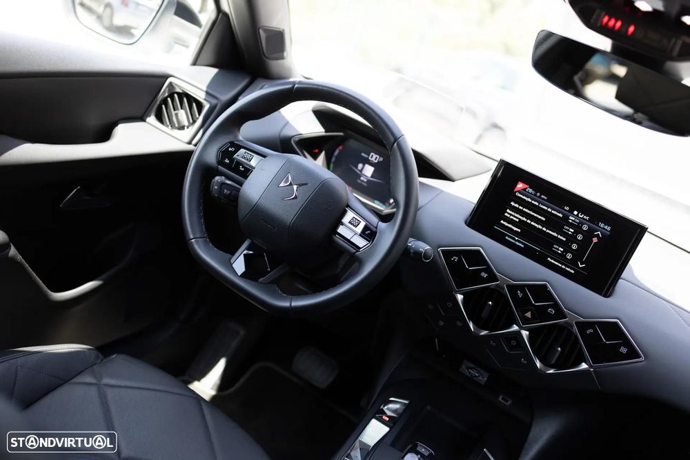 DS DS3 Crossback E-Tense Performance Line - 3