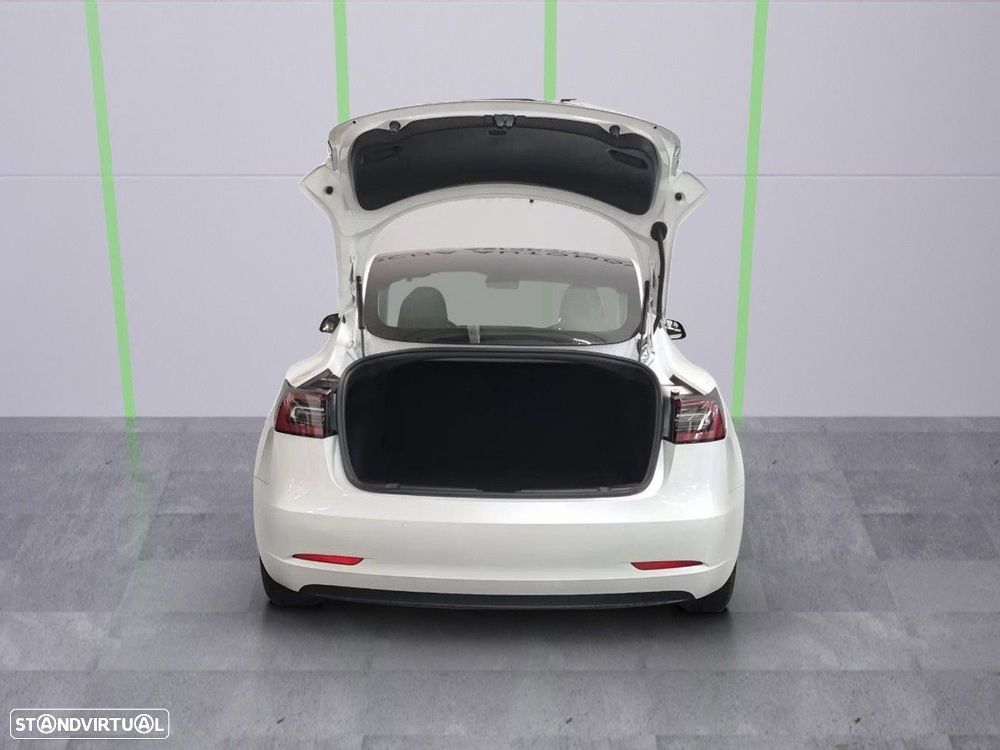 Tesla Model 3 Standard Range Plus RWD - 5