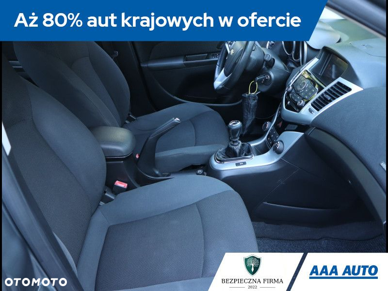 Chevrolet Cruze - 10