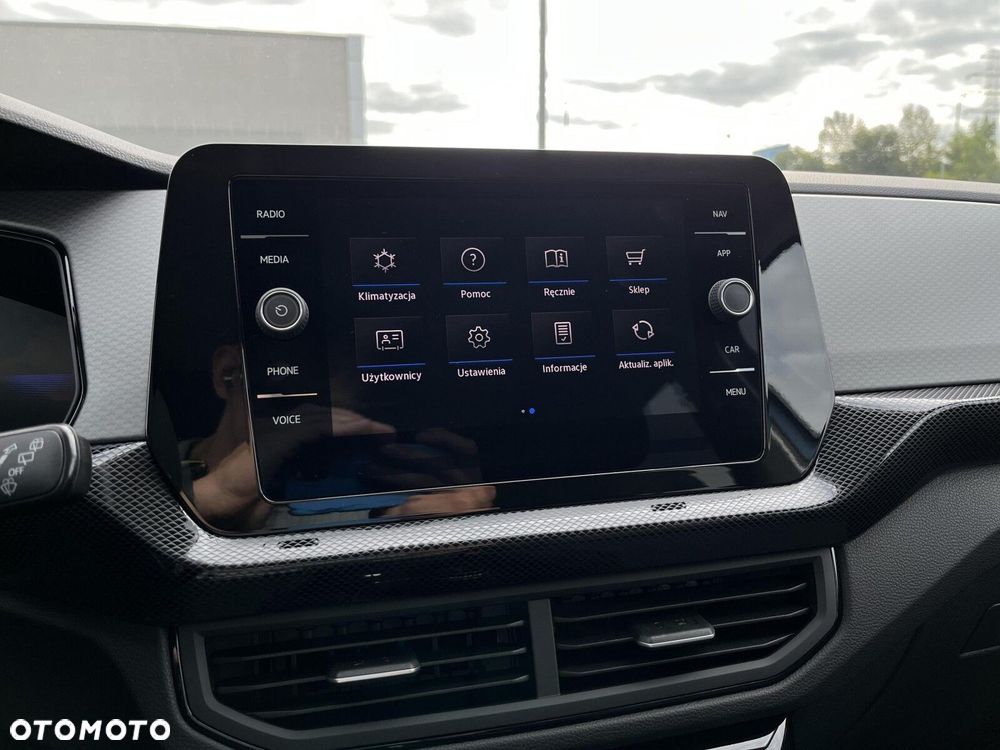 Volkswagen T-Cross - 29