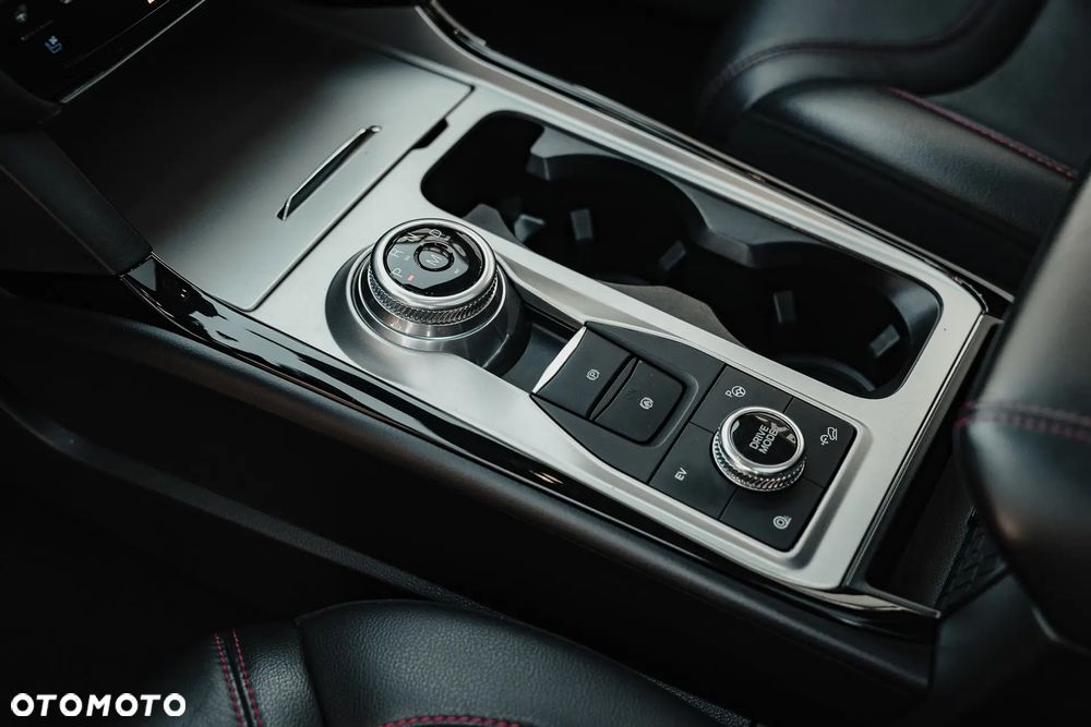 Ford Explorer 3.0 EcoBoost PHEV 4WD ST-Line - 23