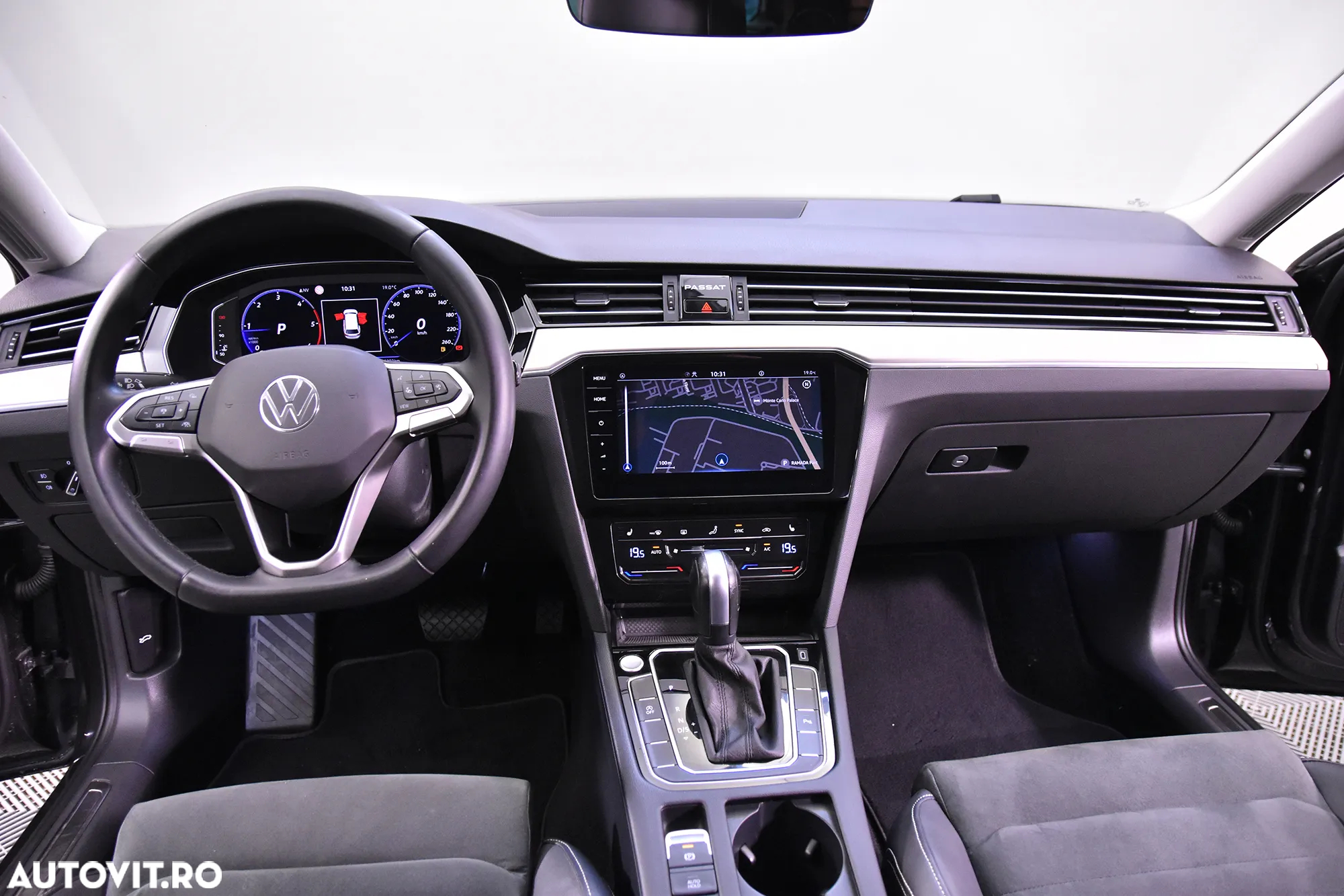 Volkswagen Passat - 9