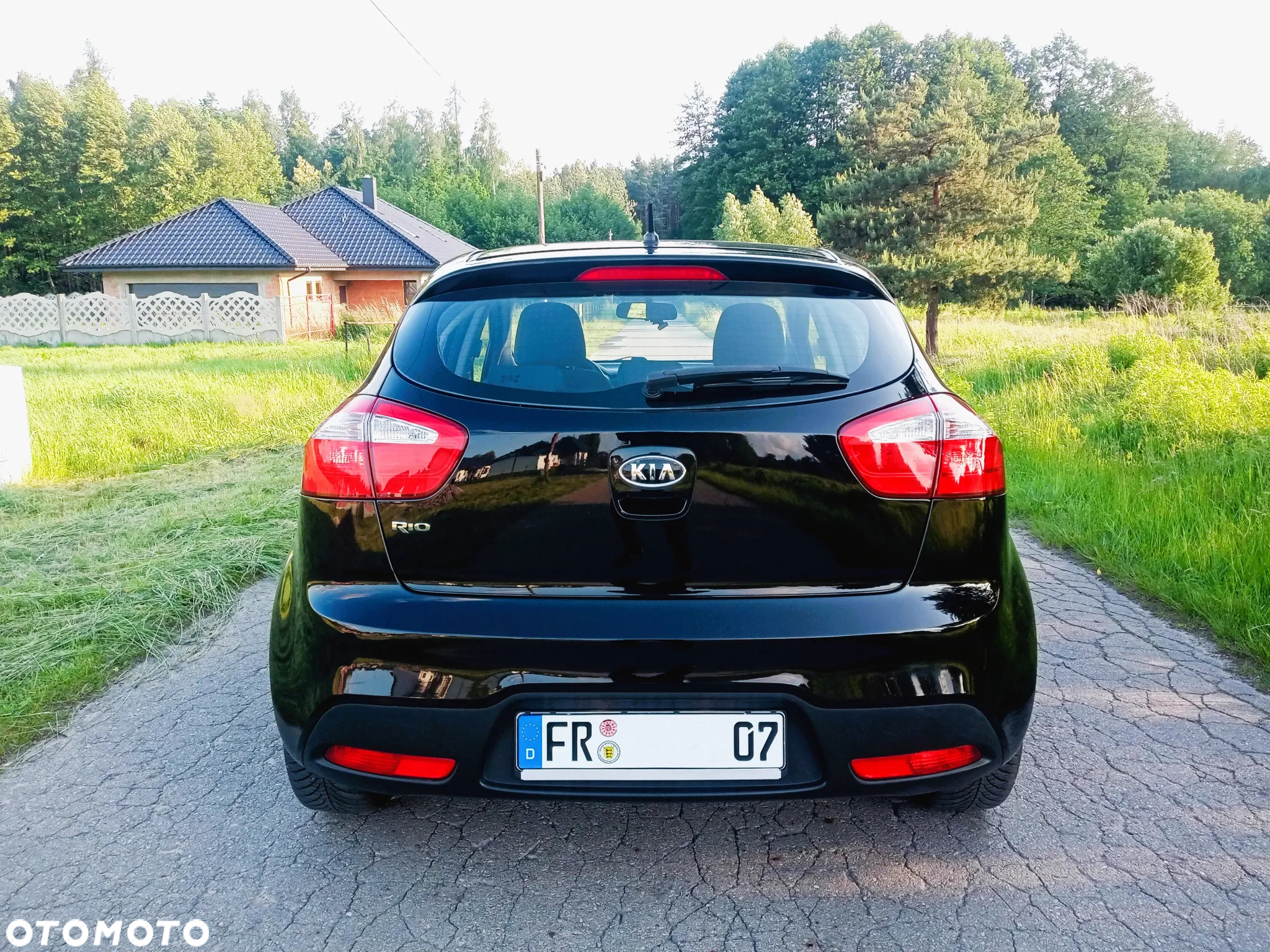 Kia Rio - 6