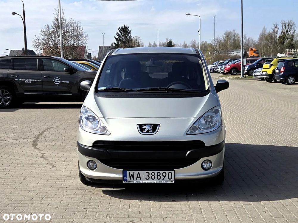 Peugeot 1007 1.4 Trendy - 2