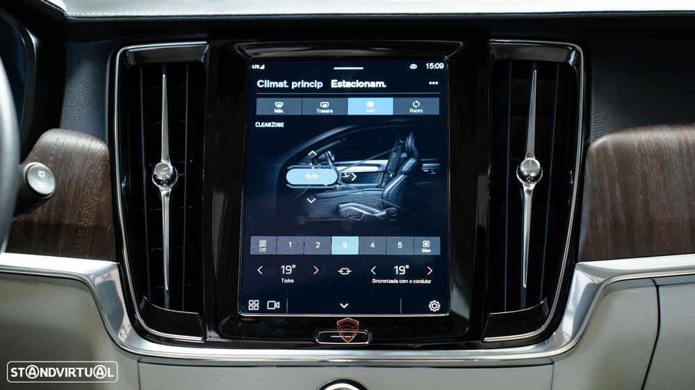 Volvo V90 2.0 T6 PHEV Inscription AWD - 30