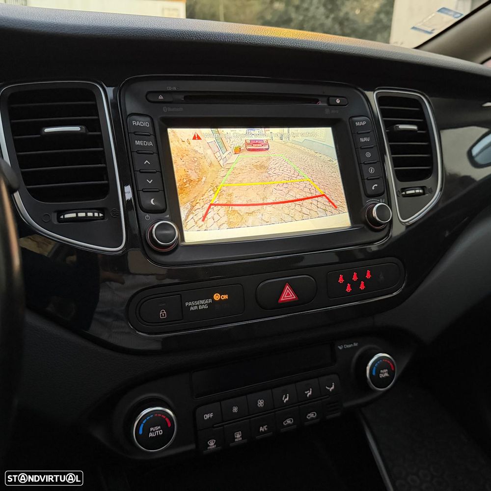 Kia Carens 1.7 CRDi ISG TX - 8