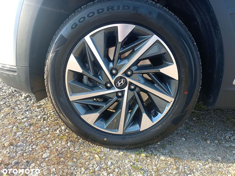 Hyundai Tucson 1.6 T-GDi Smart 2WD - 18
