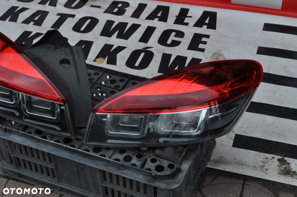 reno megane III coupe lampa prawa WYSYŁKA - 2