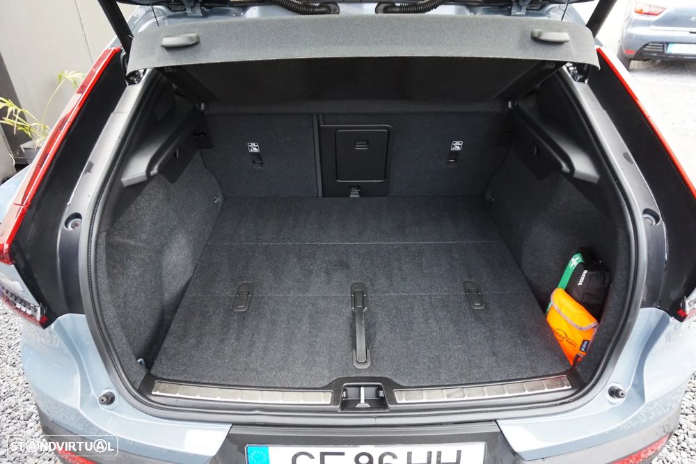 Volvo C40 Recharge Twin Motor Ultimate - 55