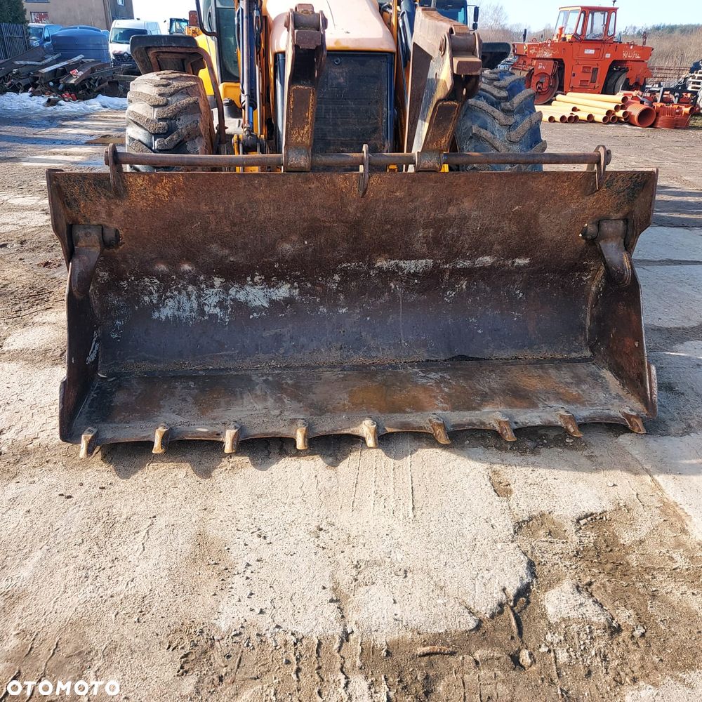 JCB - 3