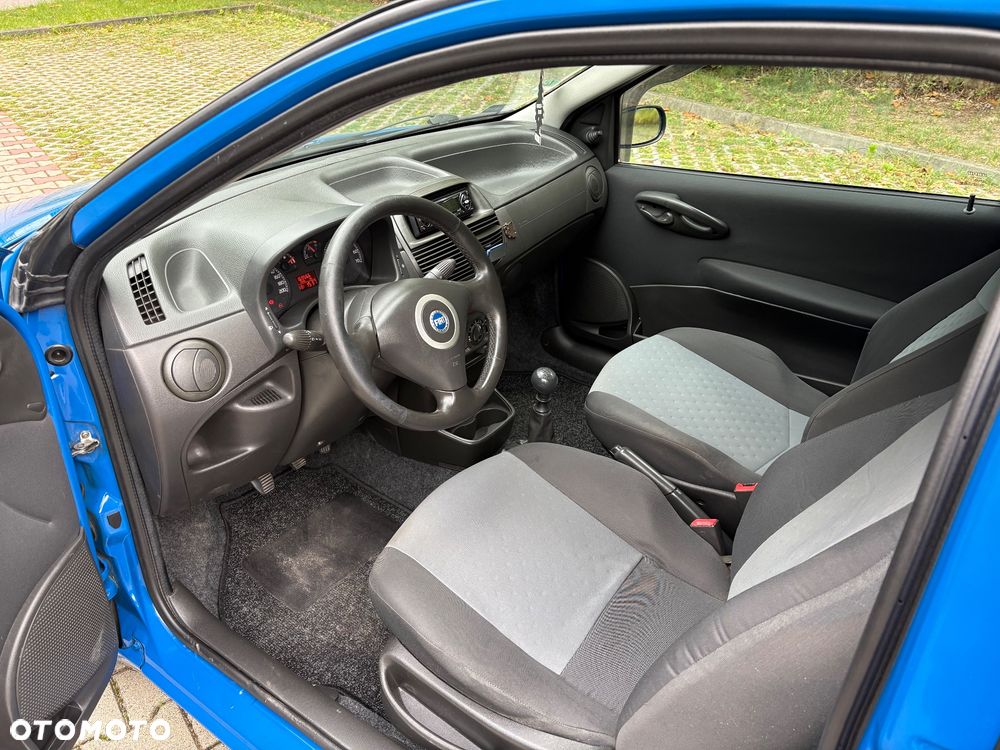 Fiat Punto - 11
