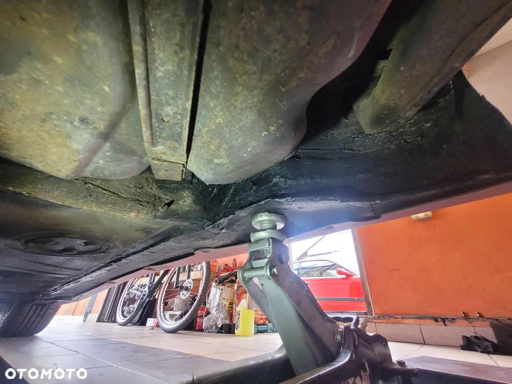 BMW Seria 3 - 24