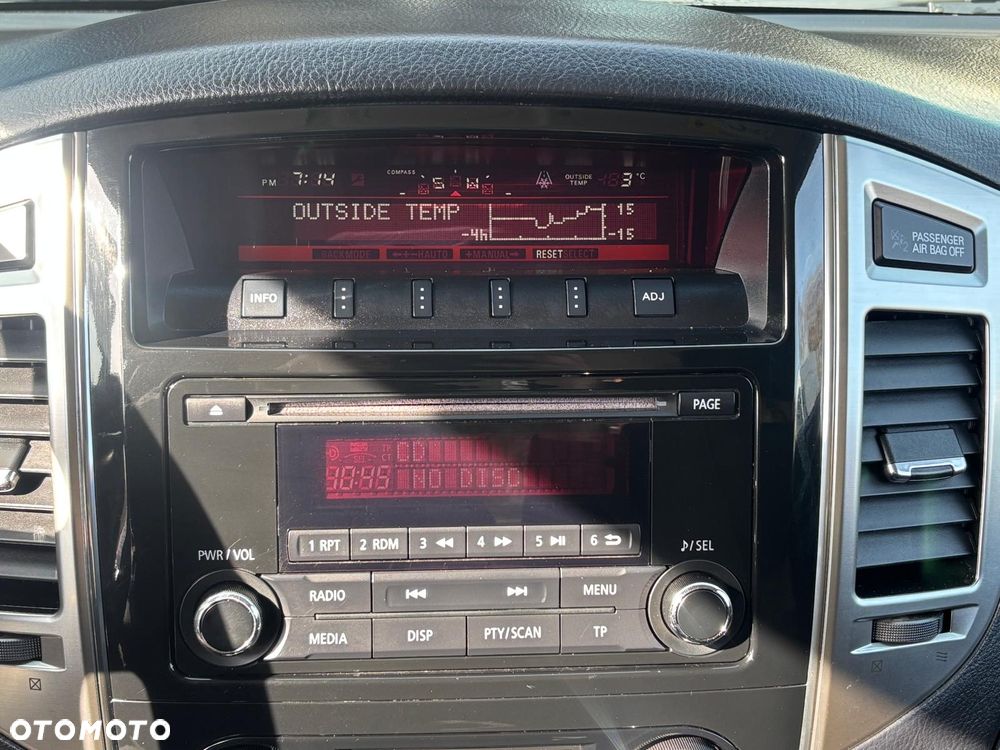 Mitsubishi Pajero 3.2 DID Intense Plus - 34