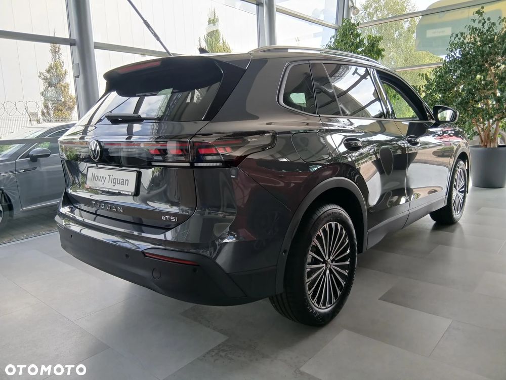 Volkswagen Tiguan 1.5 eTSI Life Plus DSG - 5