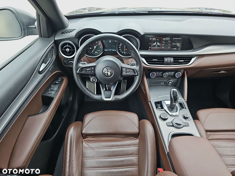 Alfa Romeo Stelvio 2.0 Turbo Veloce Q4 - 27