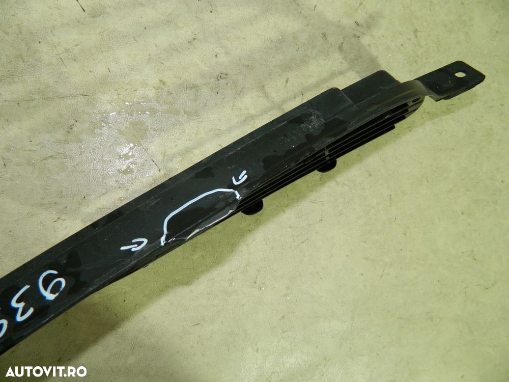 Grila radiator partea stanga, Nissan Almera Tino, 00-06, 62332-BU000 - 2