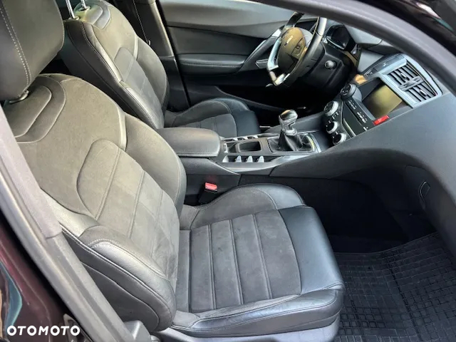 DS Automobiles DS 5 - 8