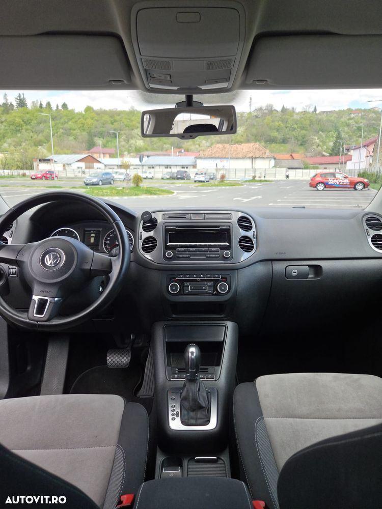 Volkswagen Tiguan 2.0 TDI 4Motion DSG Track & Style - 9