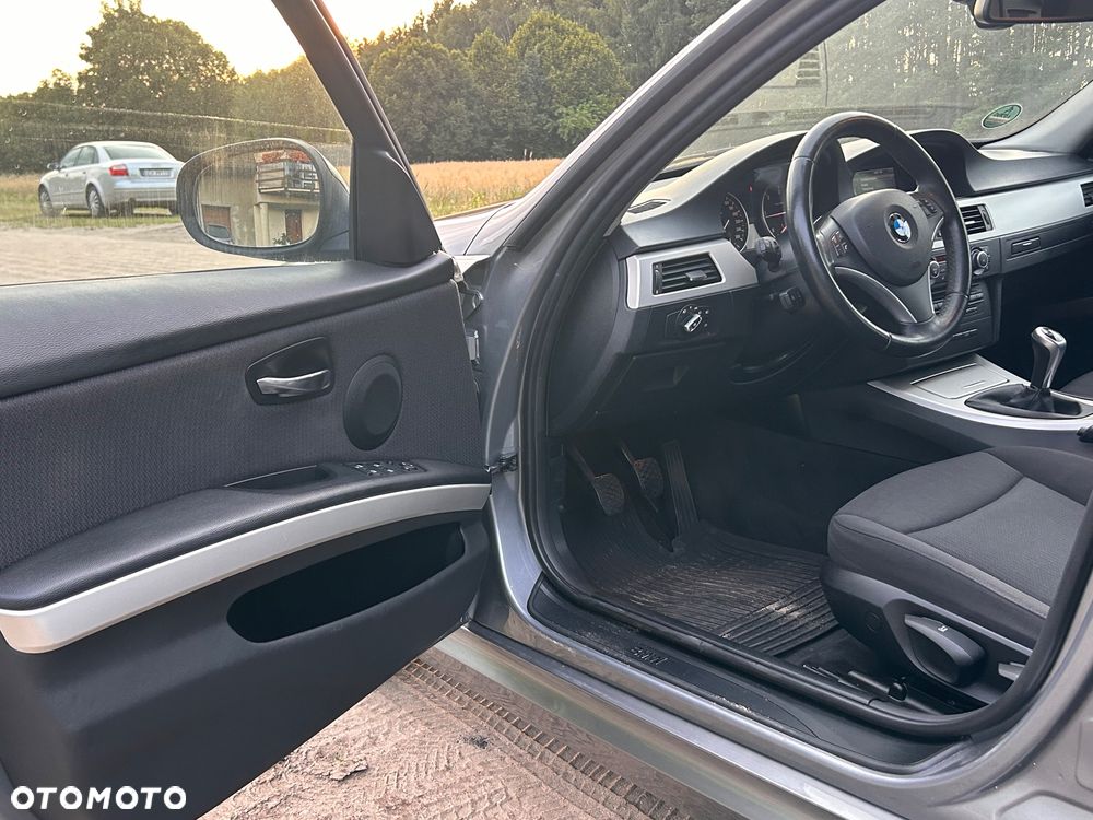 BMW Seria 3 316d Edition Luxury Line Purity - 15