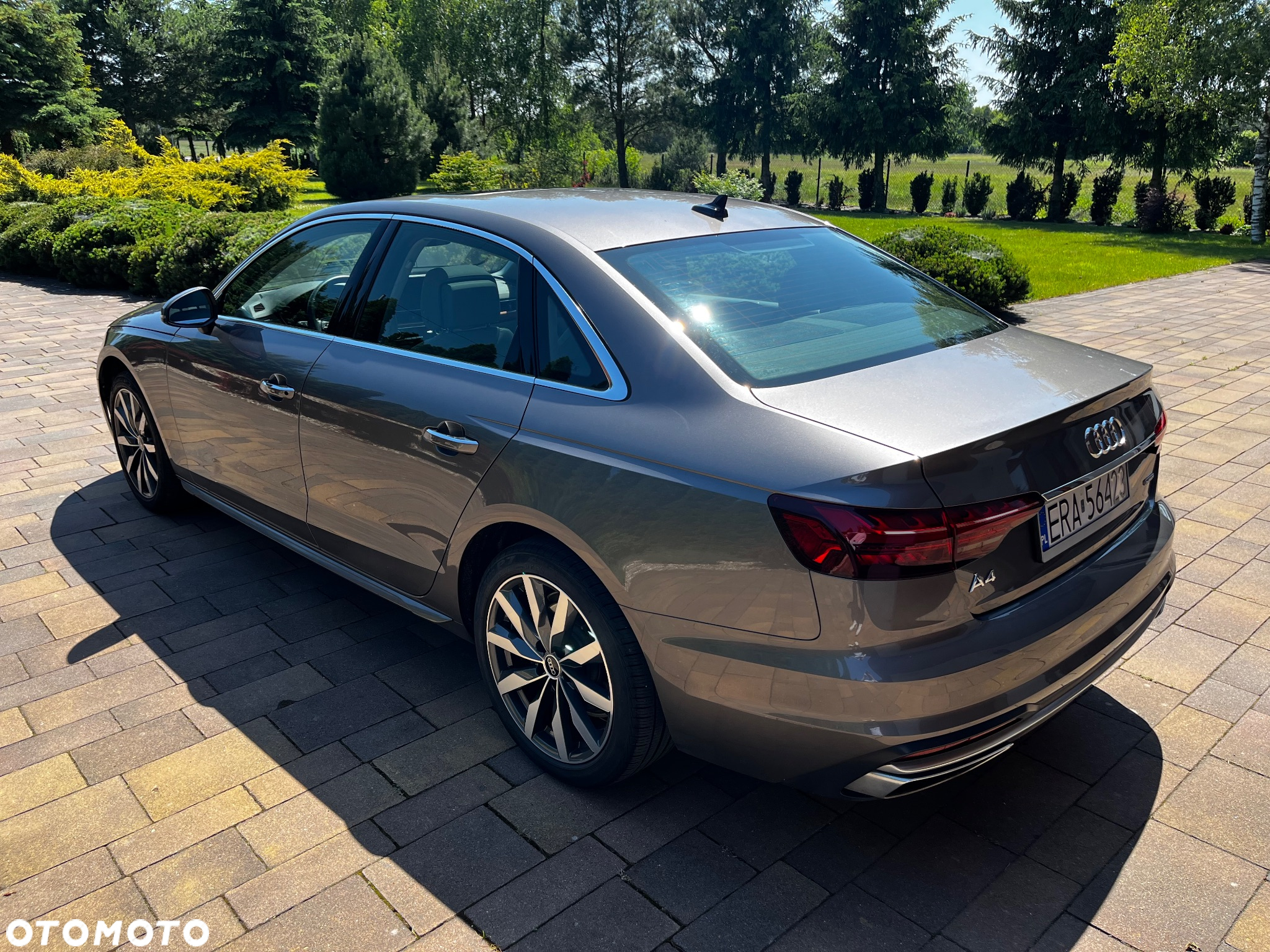 Audi A4 40 TFSI quattro S tronic - 4