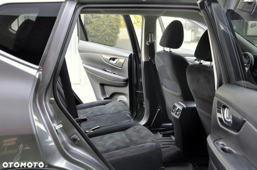 Nissan X-Trail 1.6 dCi Xtronic Tekna - 16