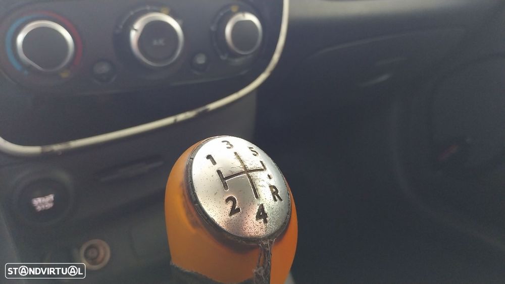 Renault Clio 0.9 TCe Limited - 10