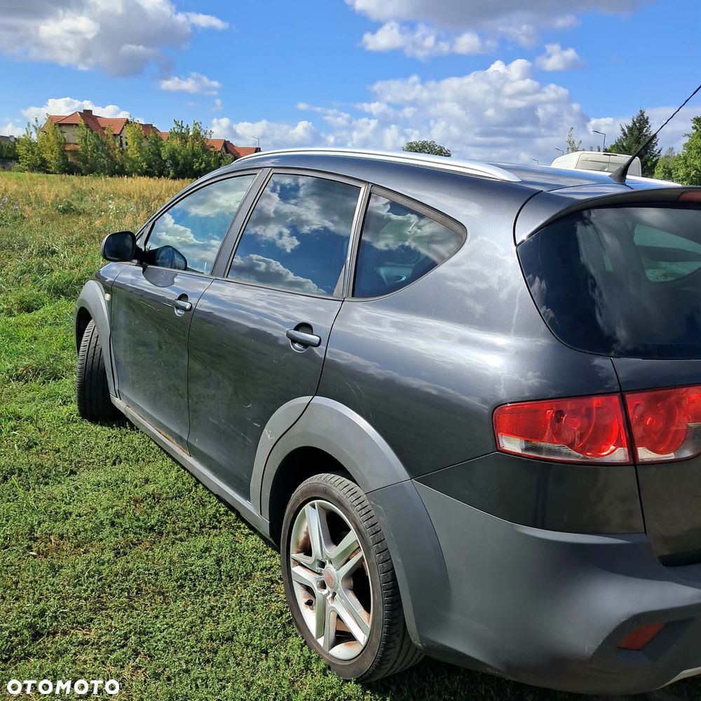Seat Altea 2011 photo 5