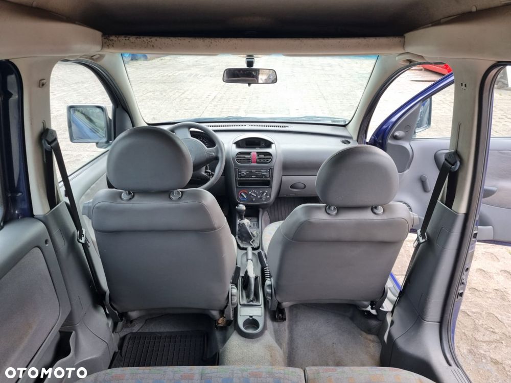 Opel Combo Tour - 15