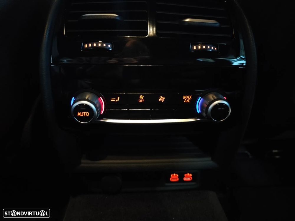 BMW 530 e Pack Desportivo M - 36