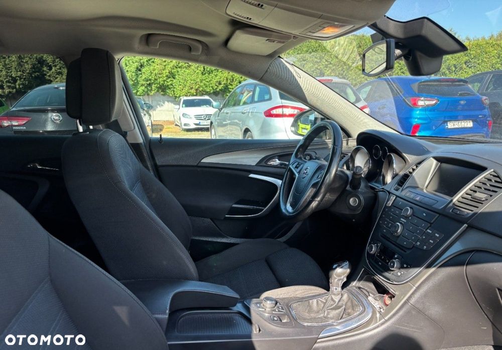 Opel Insignia - 11
