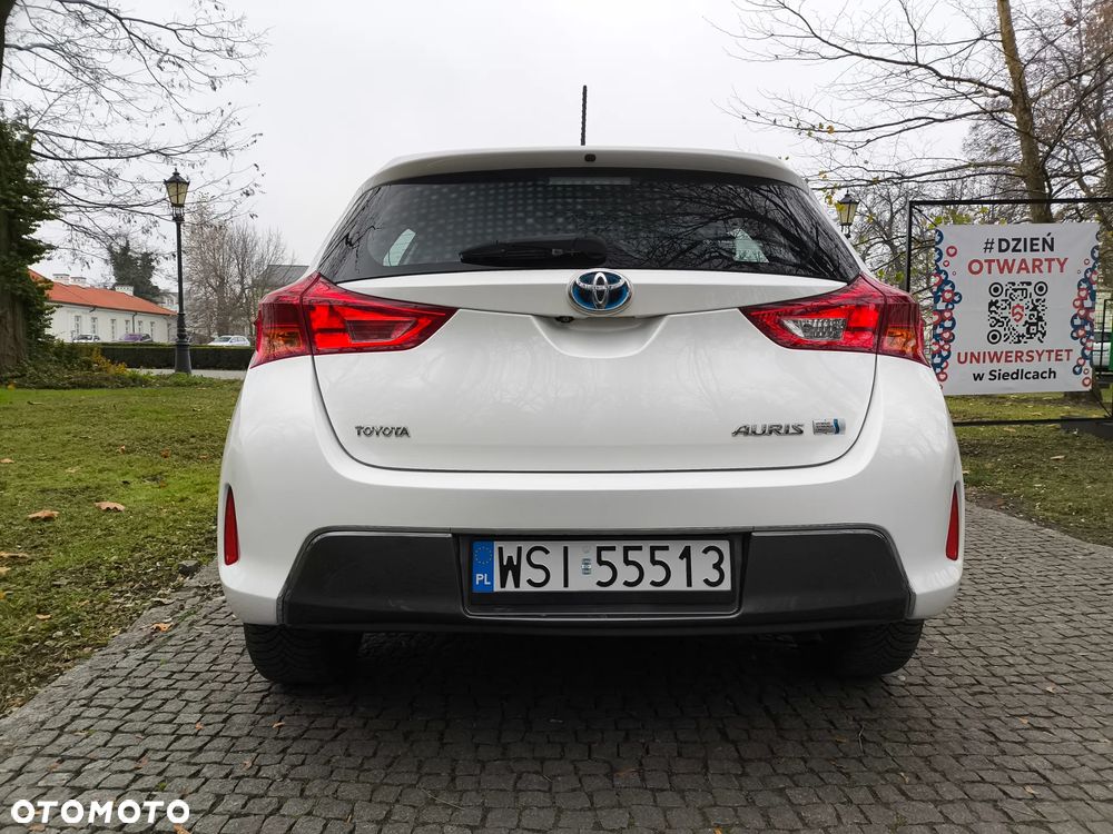 Toyota Auris - 10
