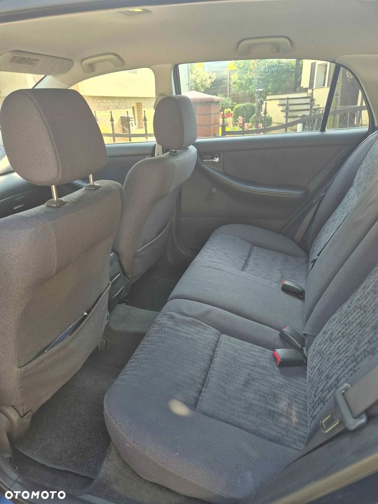 Toyota Corolla 1.6 VVT-i Sol - 21