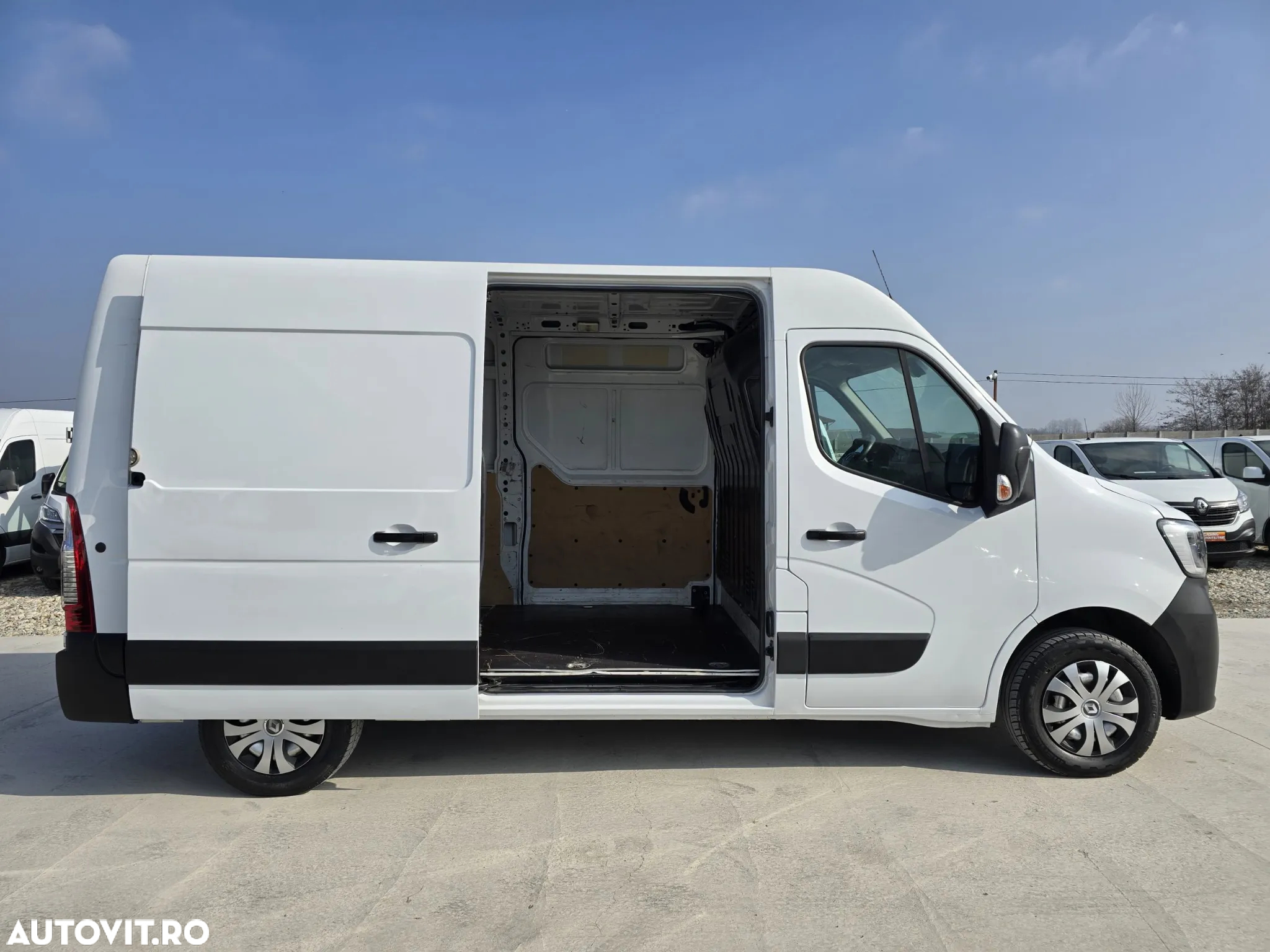 Renault New Master L2H2 - 7