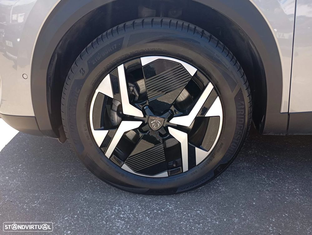 Peugeot 2008 1.2 Hybrid Allure e-DCS6 - 14