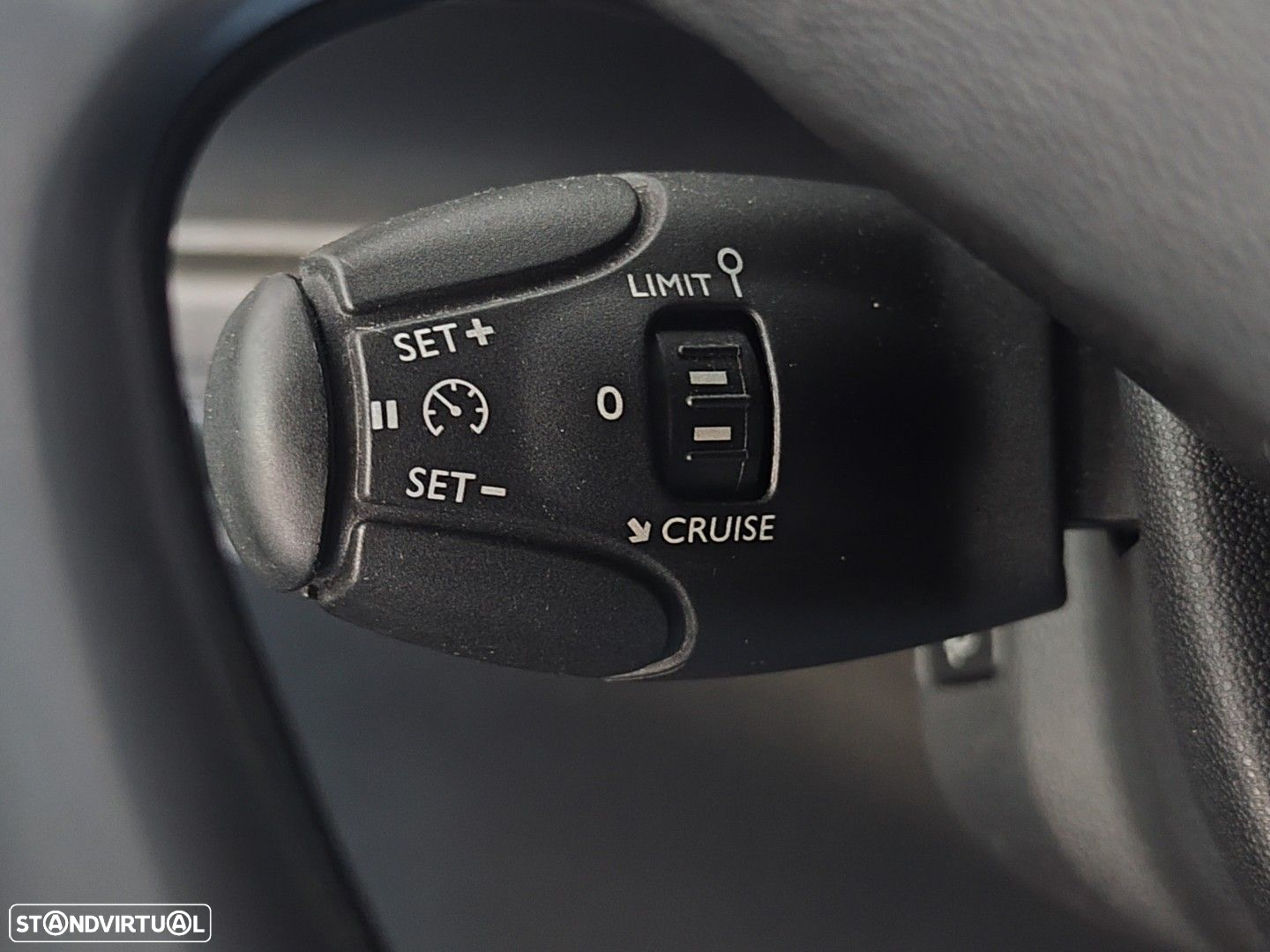 Citroën DS3 1.6 e-HDi So Chic - 23
