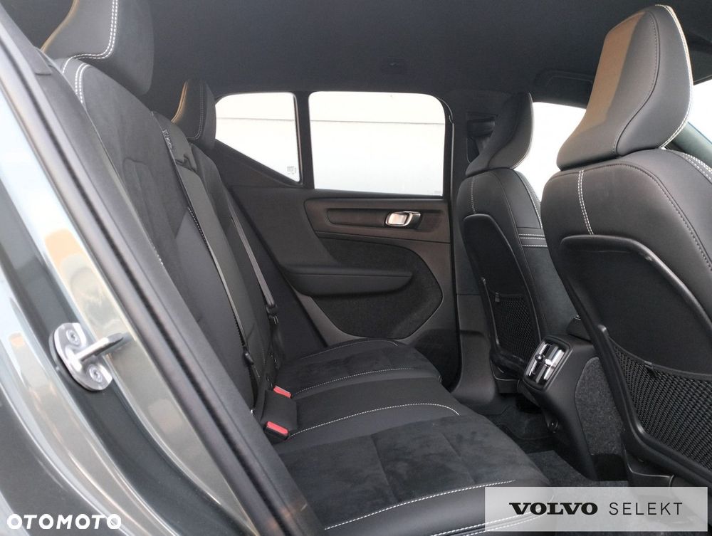 Volvo XC 40 - 11
