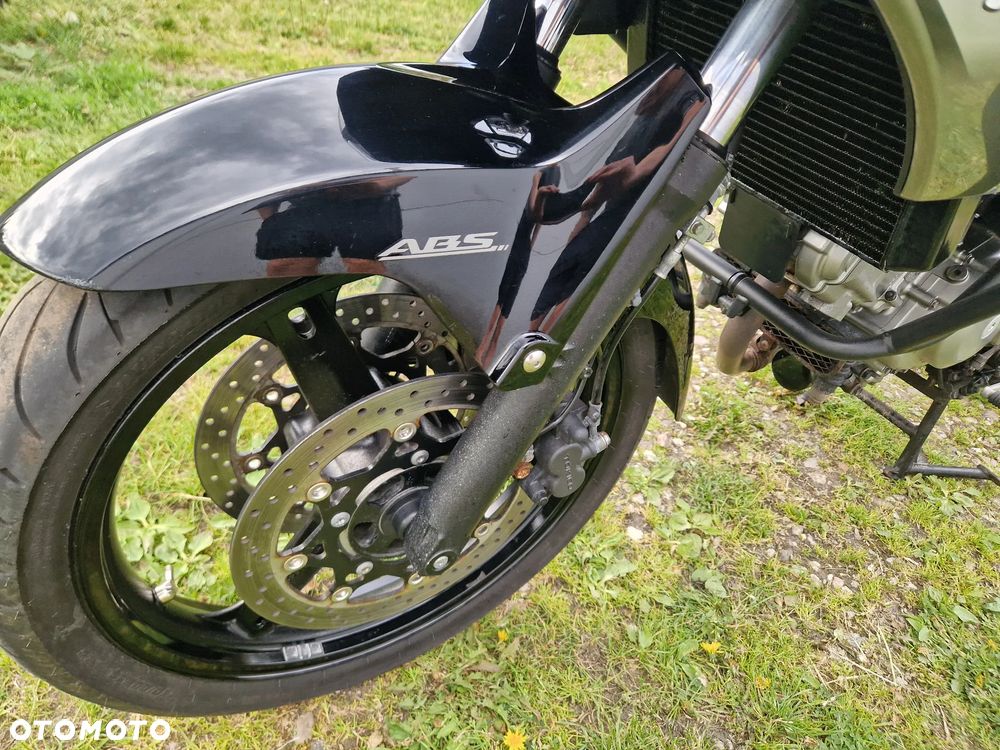 Suzuki V-STROM - 30